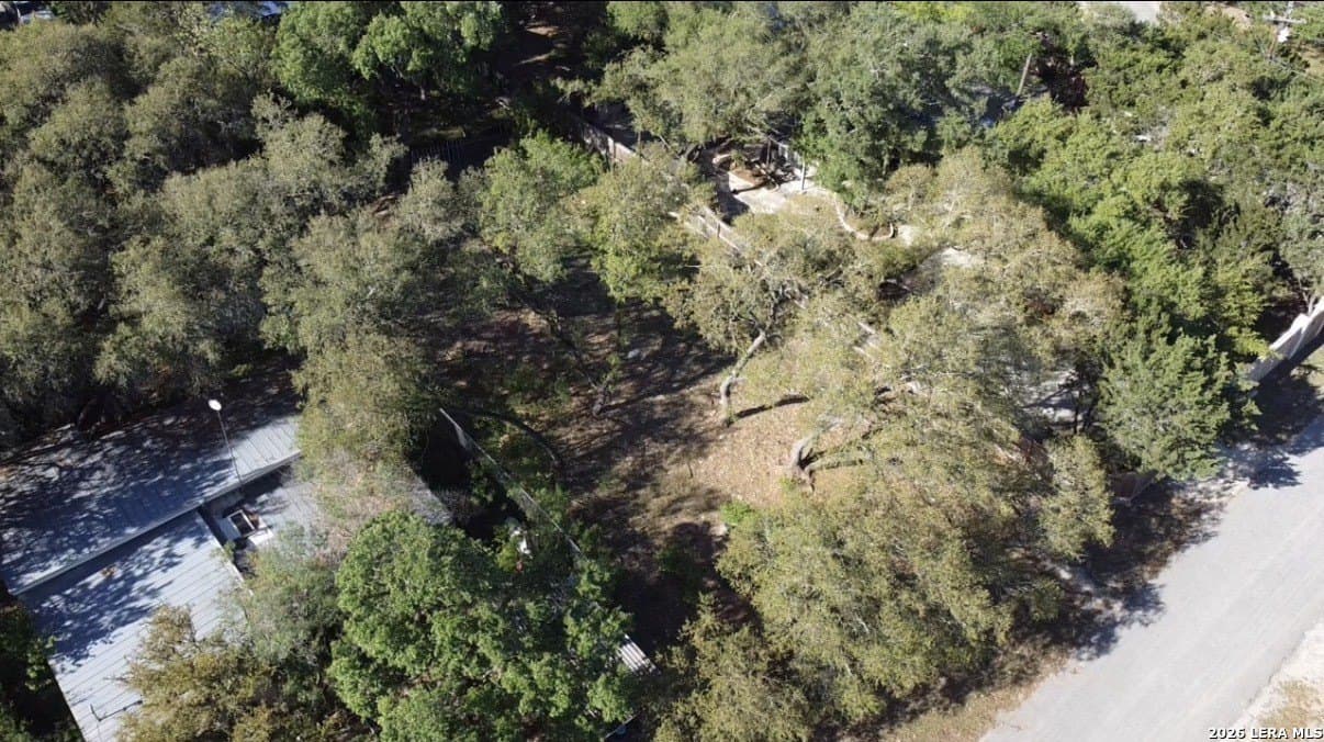 0.17 acres in Bandera County gallery image 3