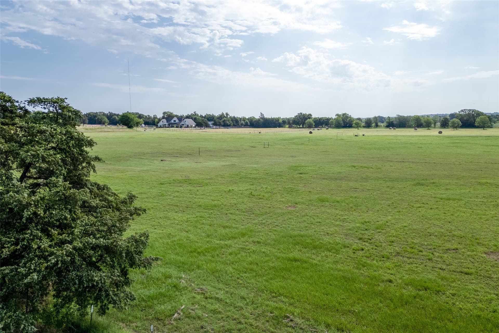 11 acres in Cooke County gallery image 4