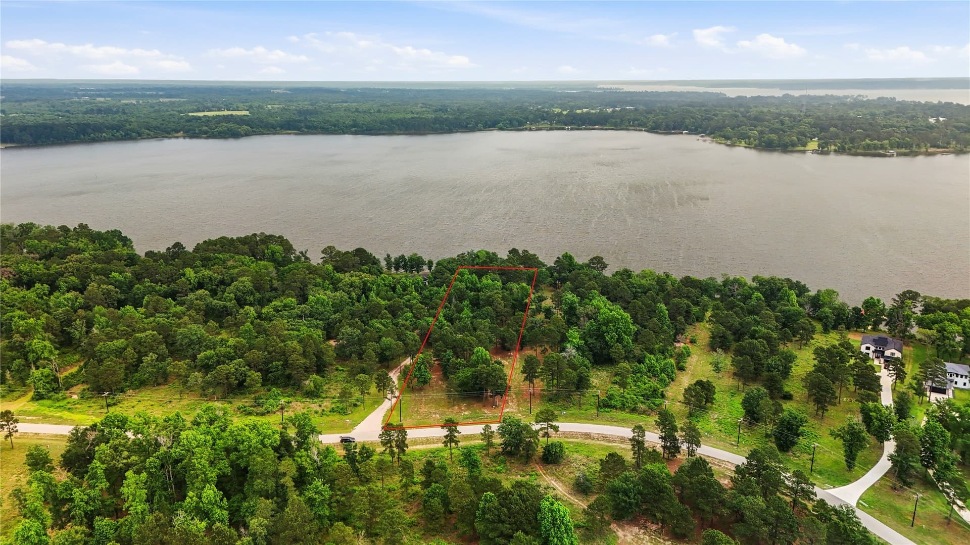 1.56 acres in Henderson County gallery image 2