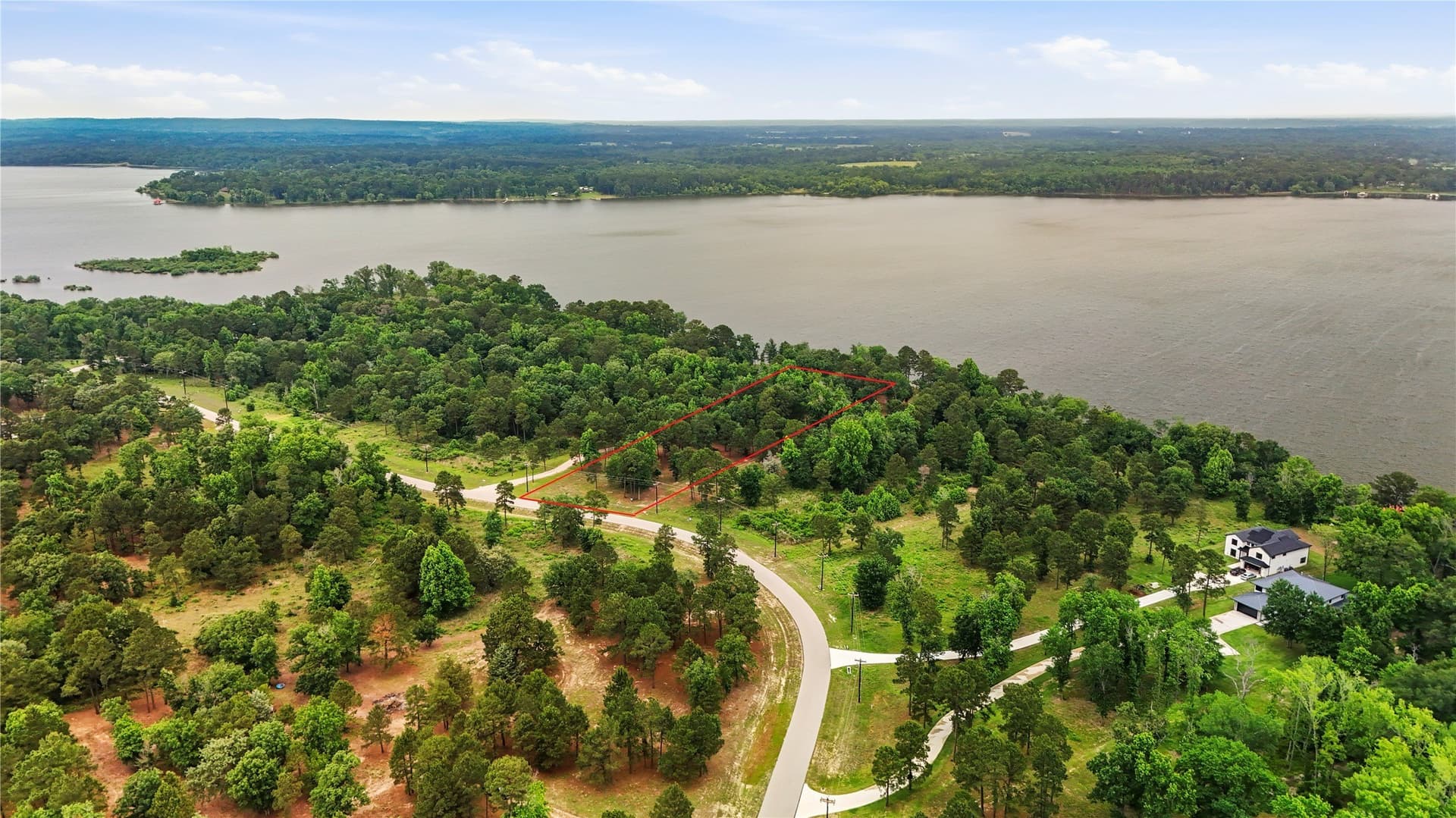 1.56 acres in Henderson County gallery image 4