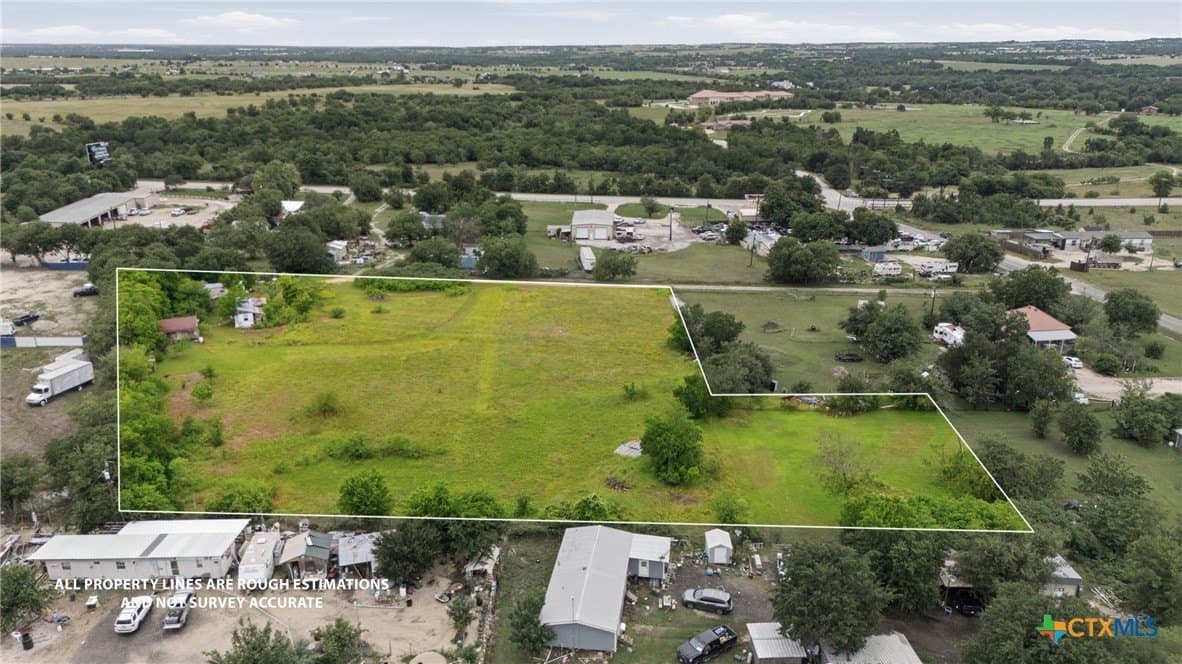 2.4 acres in Williamson County gallery image 2