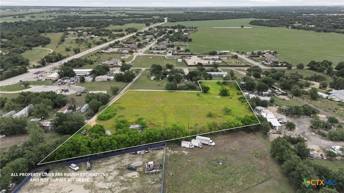 2.4 acres in Williamson County gallery image 4