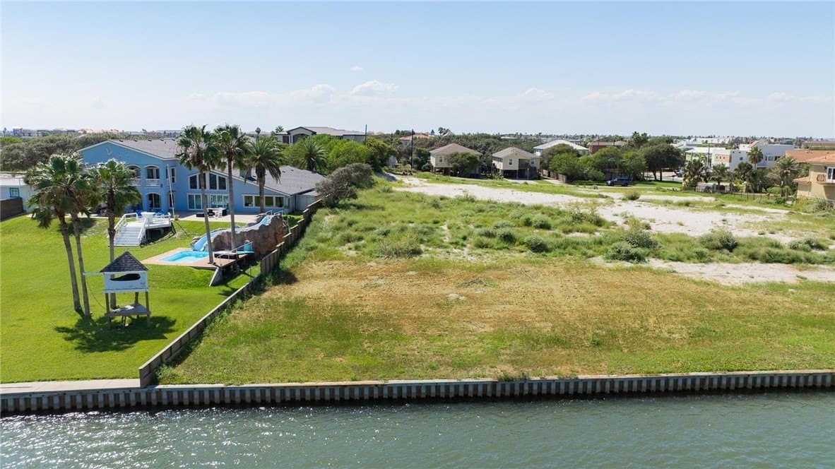 0.51 acres in Nueces County - photo 8