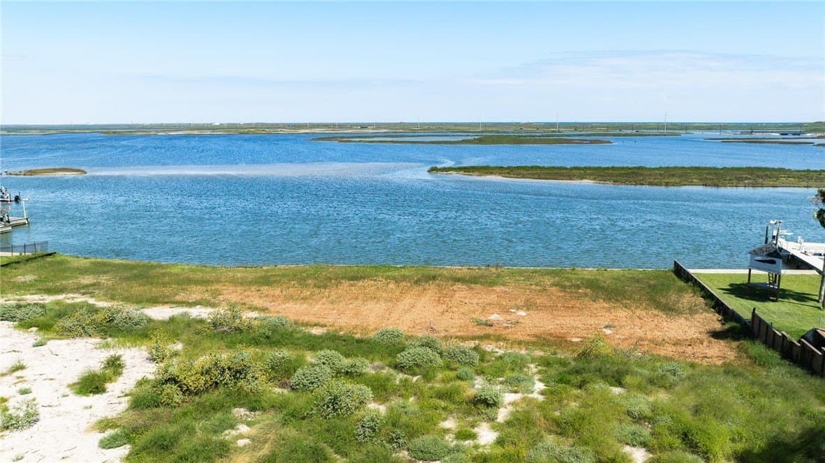 0.51 acres in Nueces County - photo 6