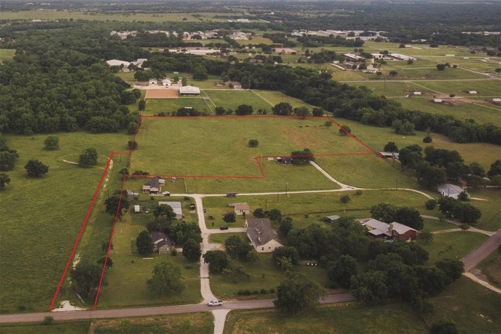 11.8 acres in Cooke County