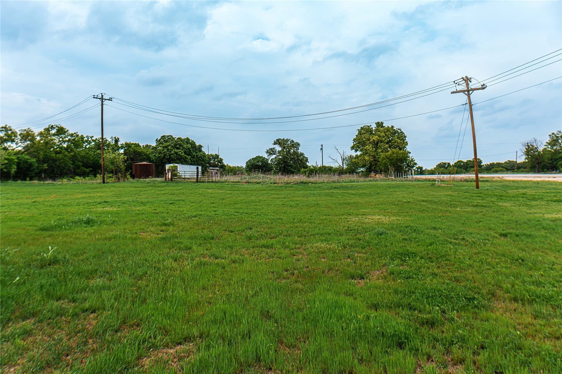 1.04 acres in Eastland County - photo 9