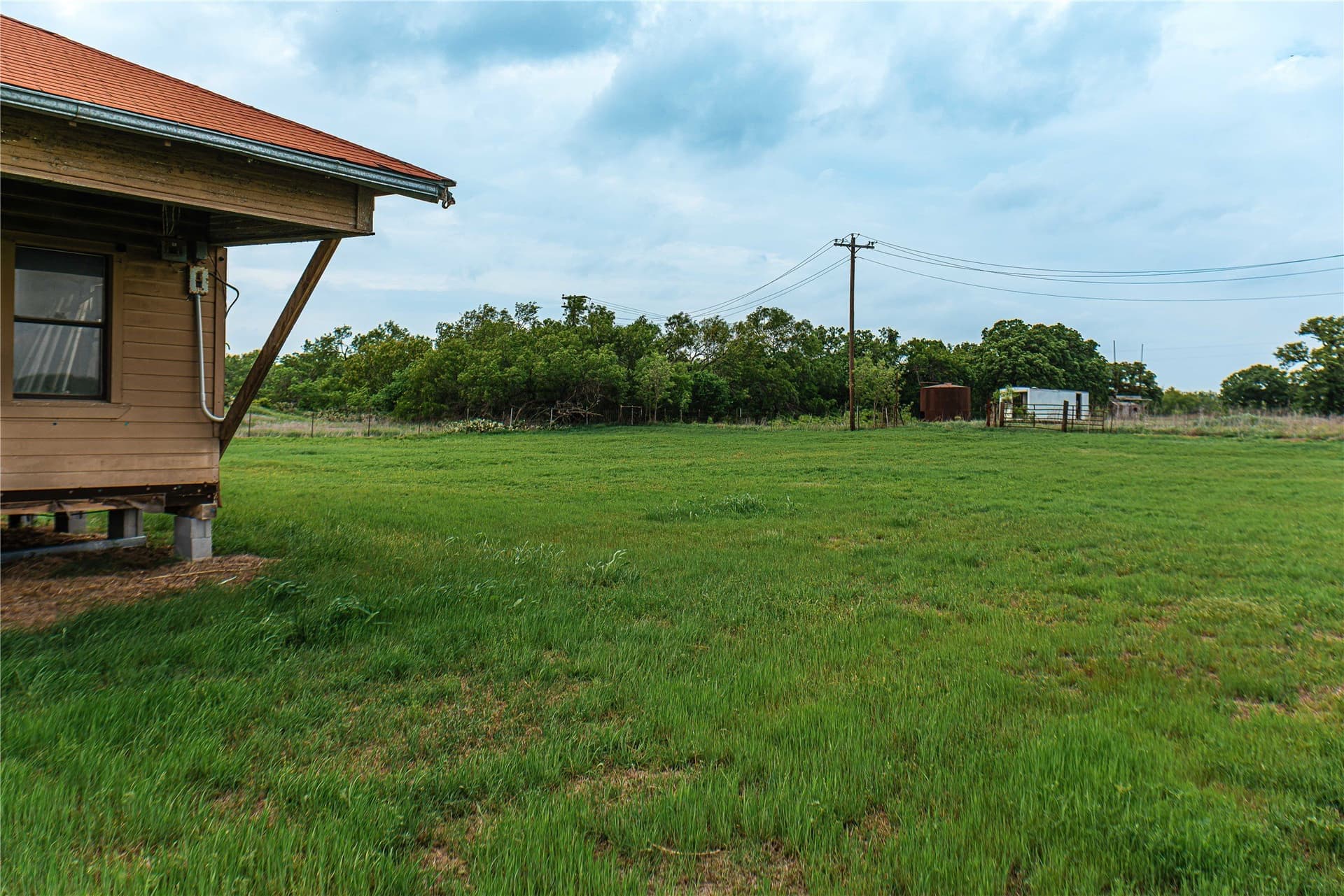 1.04 acres in Eastland County - photo 11