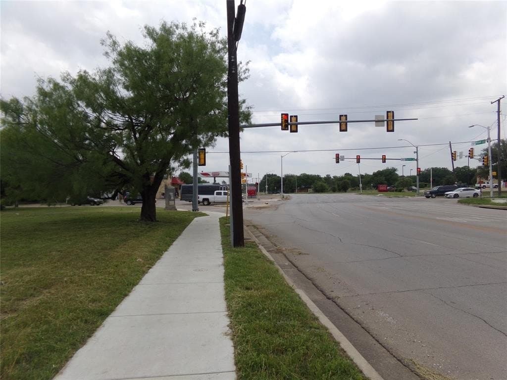 2.98 acres in Tarrant County