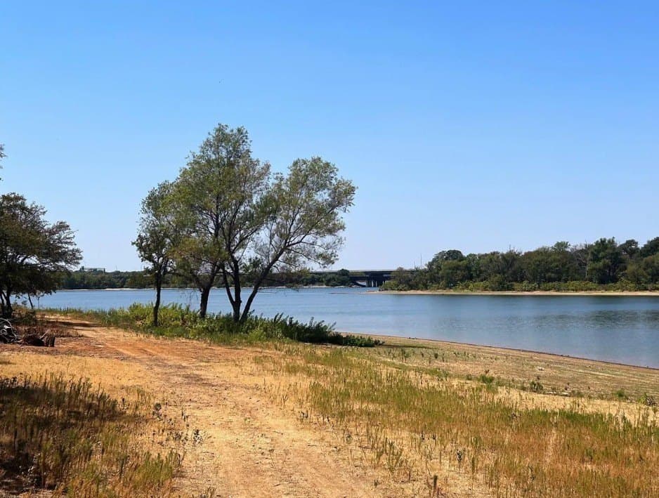 0.5 acres in Denton County - photo 9