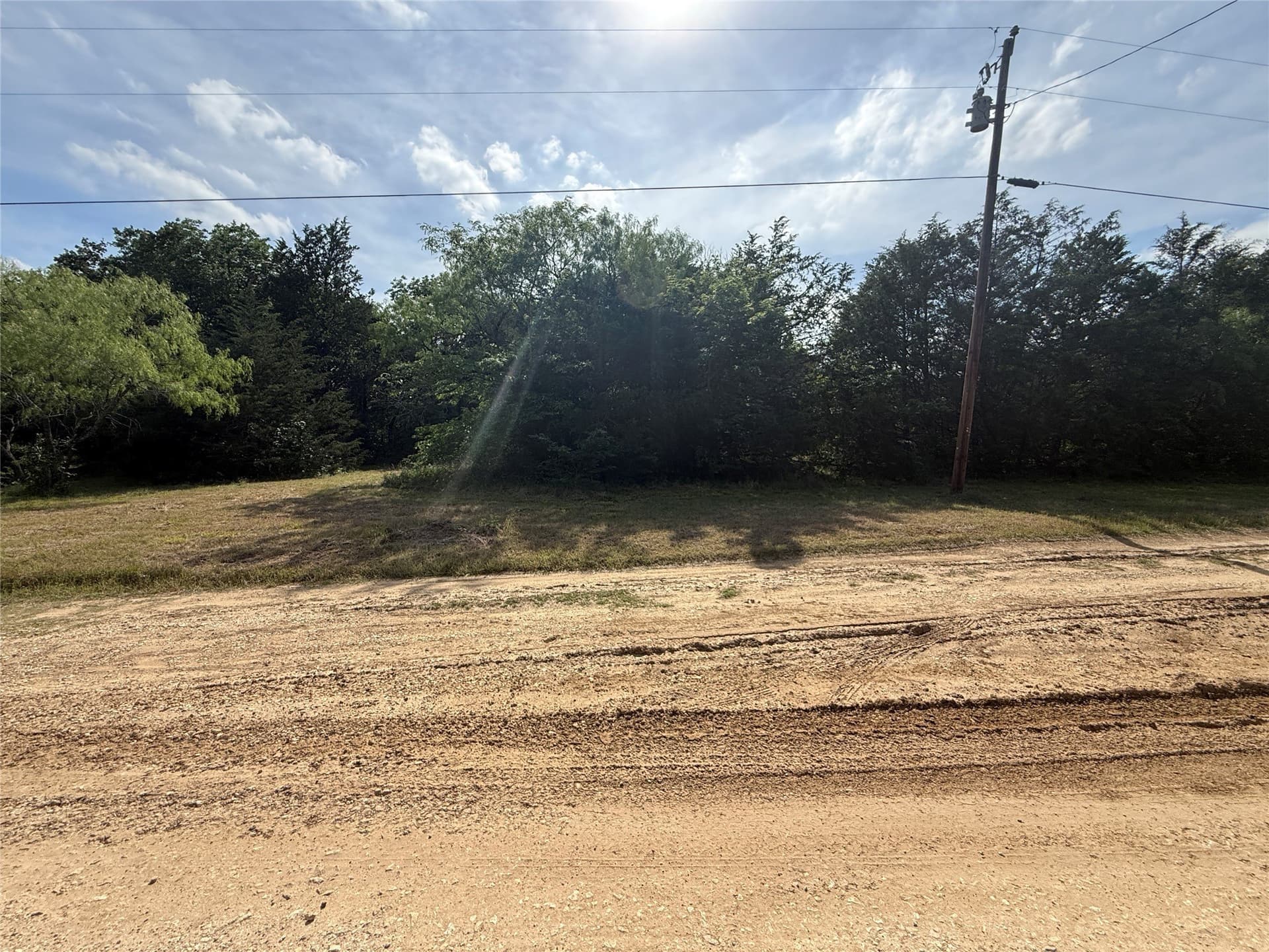 1.57 acres in Navarro County - photo 16