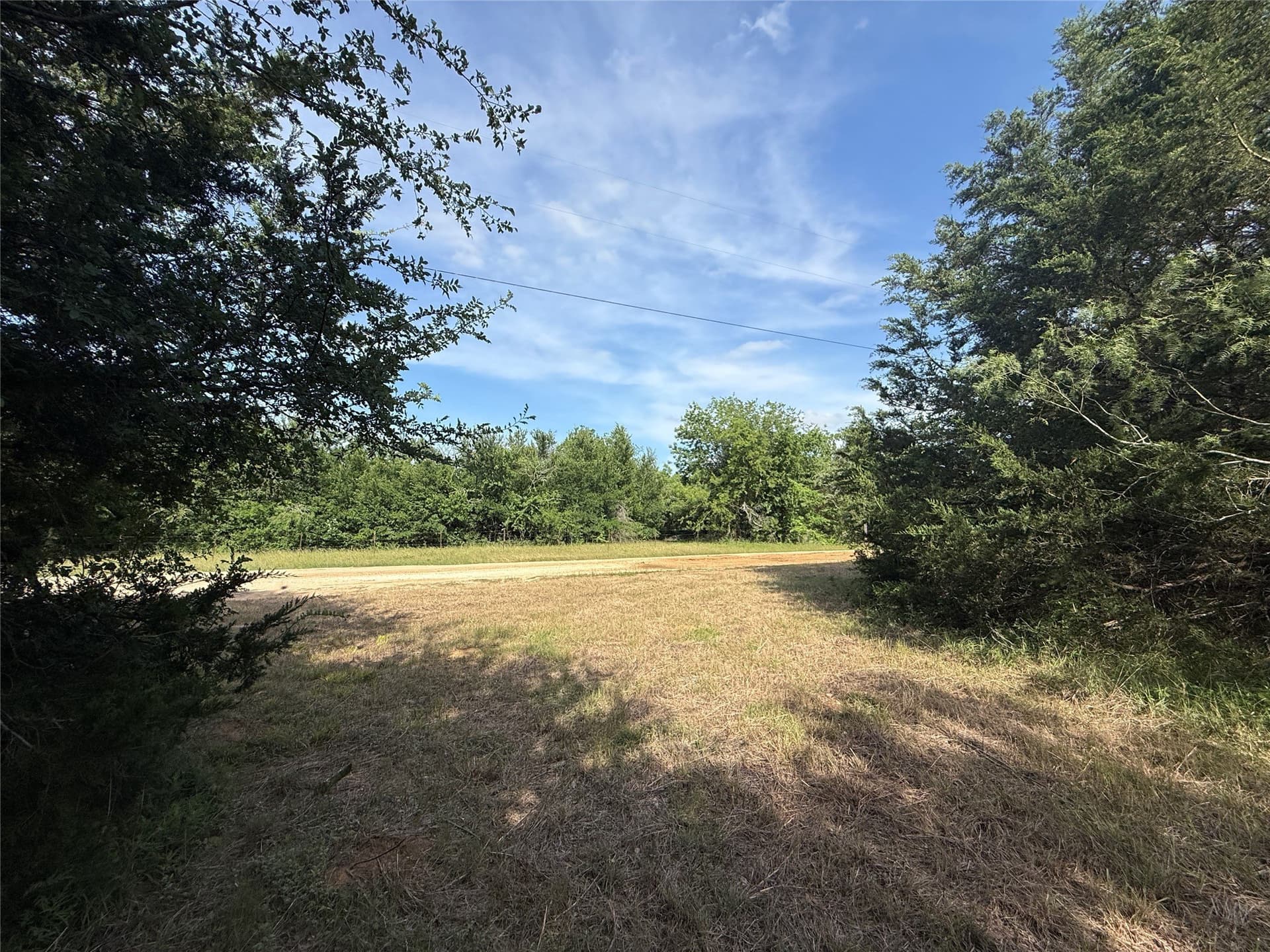 1.57 acres in Navarro County - photo 35