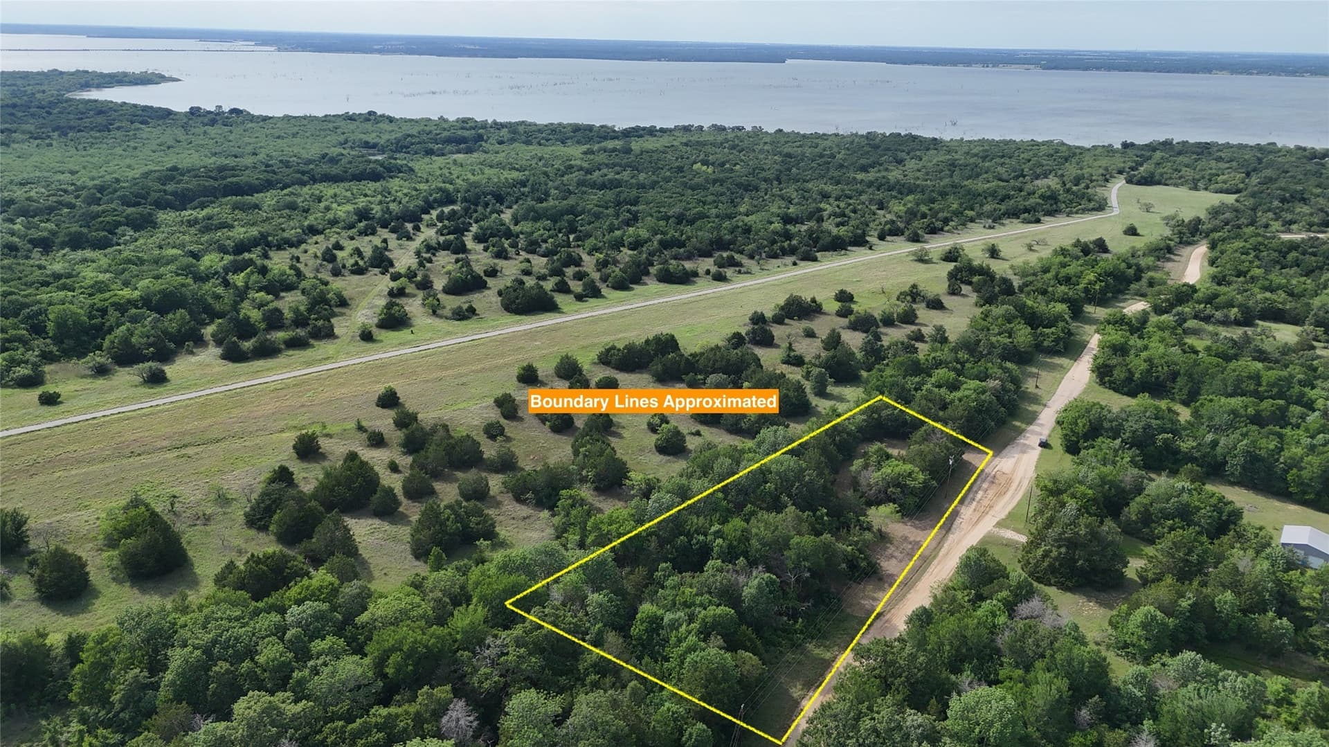 1.57 acres in Navarro County - photo 23