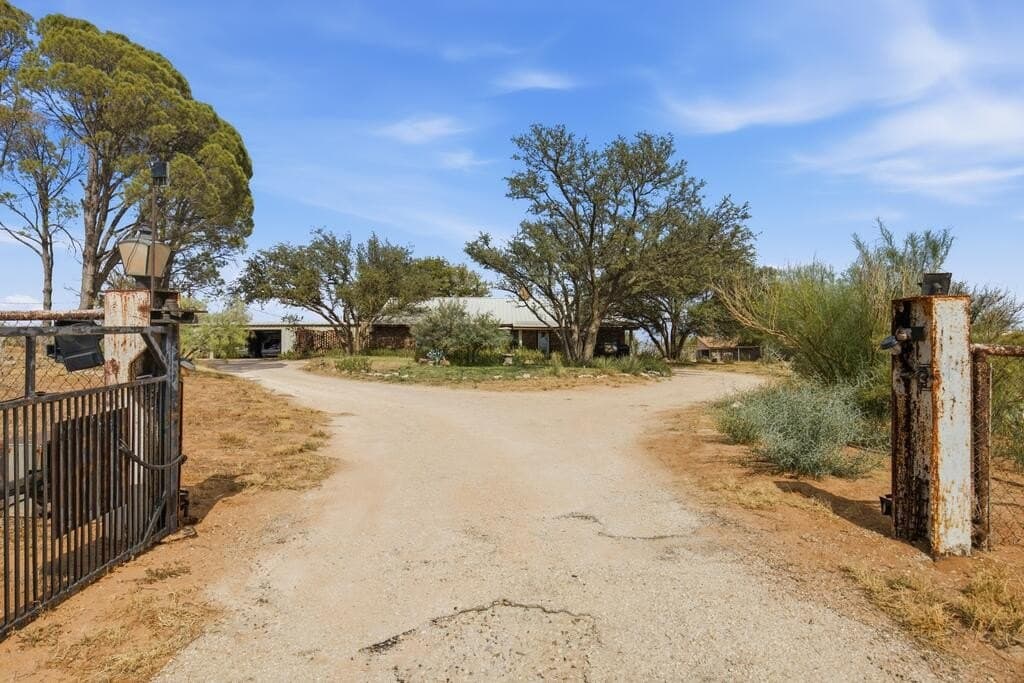 10.75 acres in Ector County - photo 10