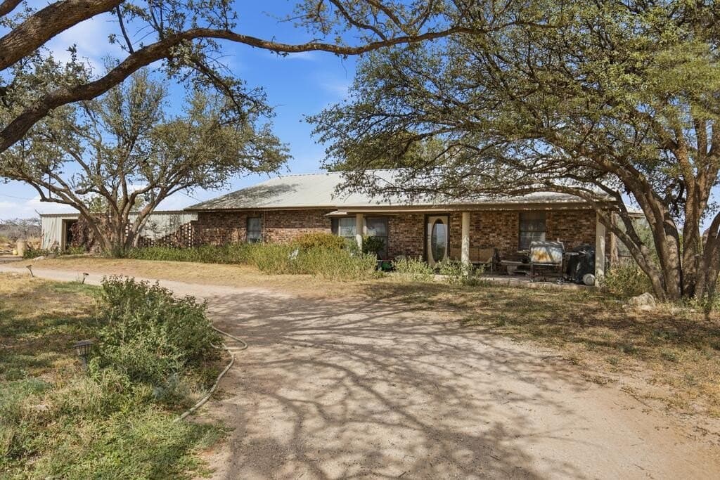 10.75 acres in Ector County