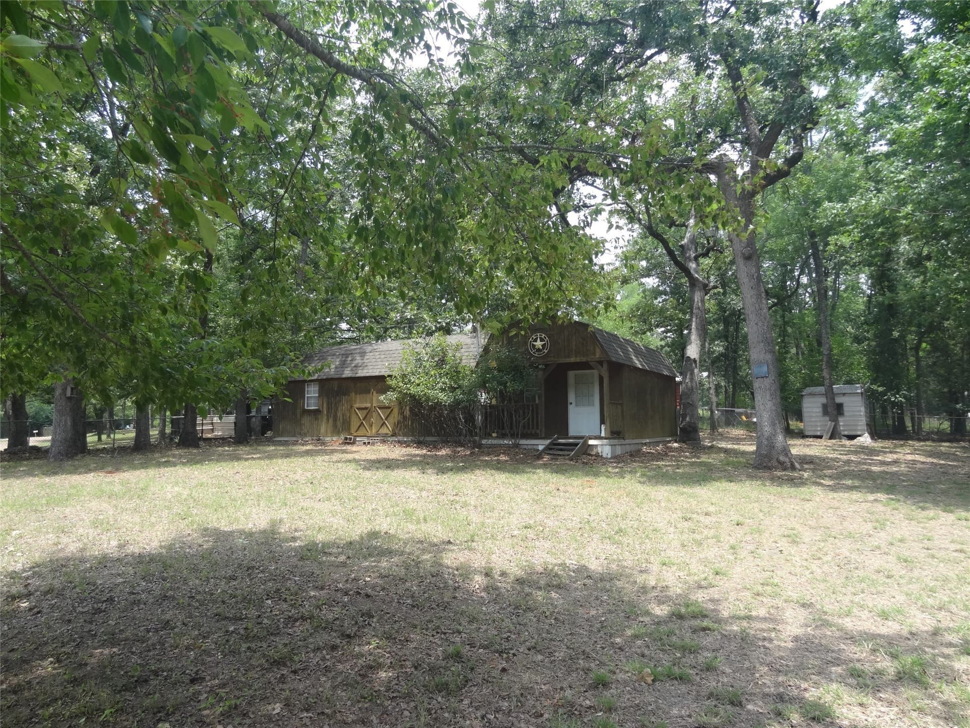 0.26 acres in Henderson County - photo 24