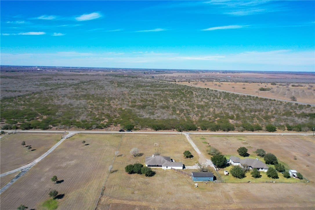 63,946 acres in Nueces County - photo 29