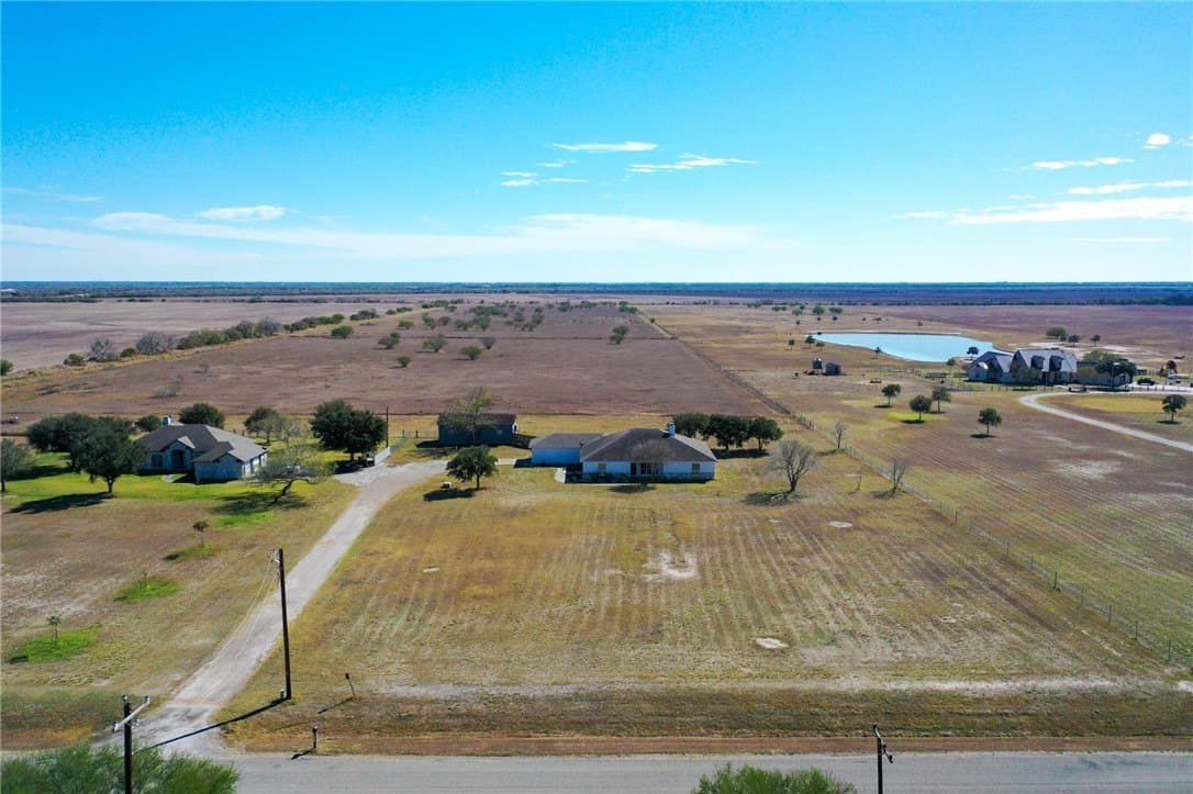 63,946 acres in Nueces County - photo 26