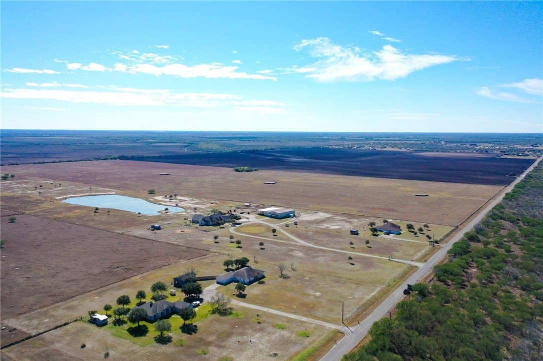 63,946 acres in Nueces County - photo 27