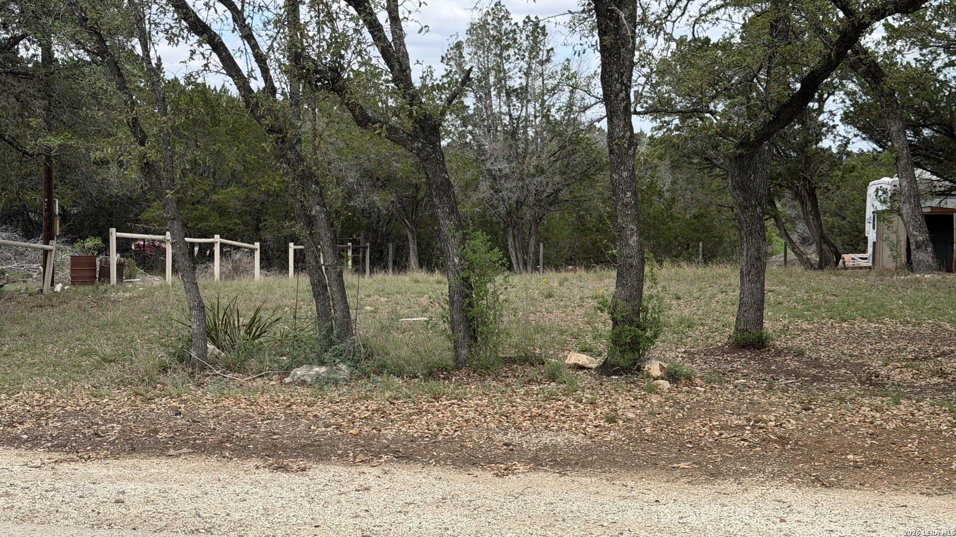 0.18 acres in Bandera County gallery image 4