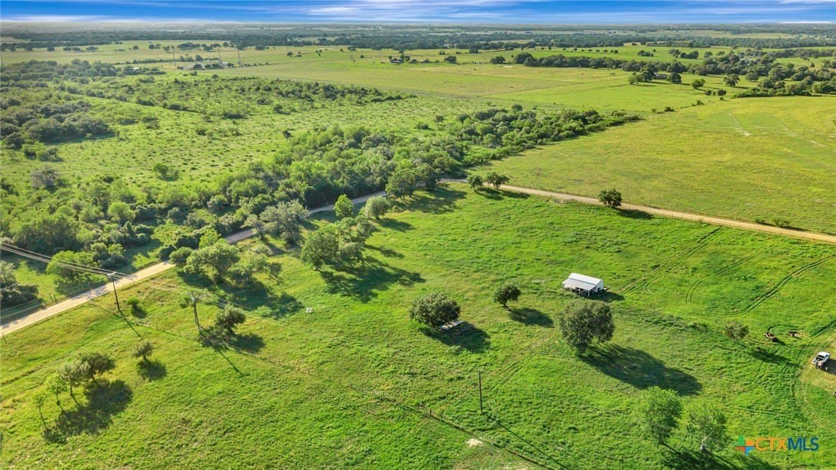 5.6 acres in Lavaca County - photo 9