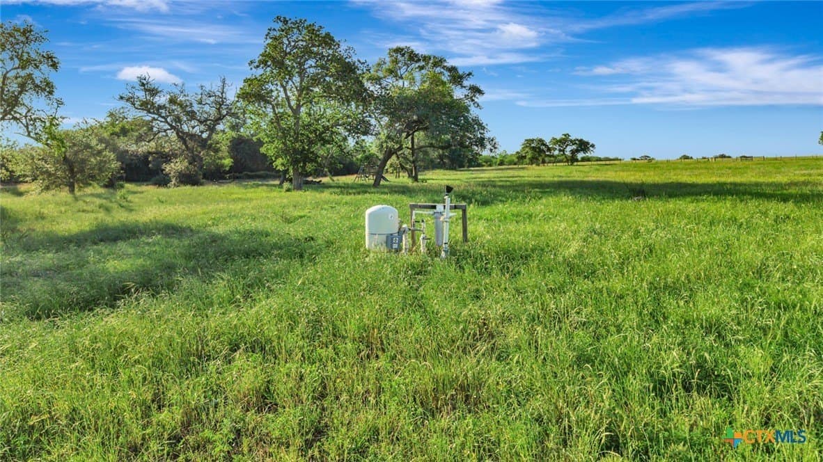 5.6 acres in Lavaca County - photo 6