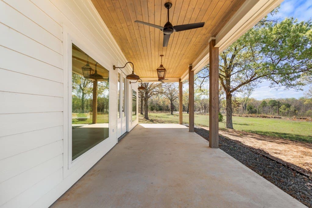 10.98 acres in Smith County - photo 7