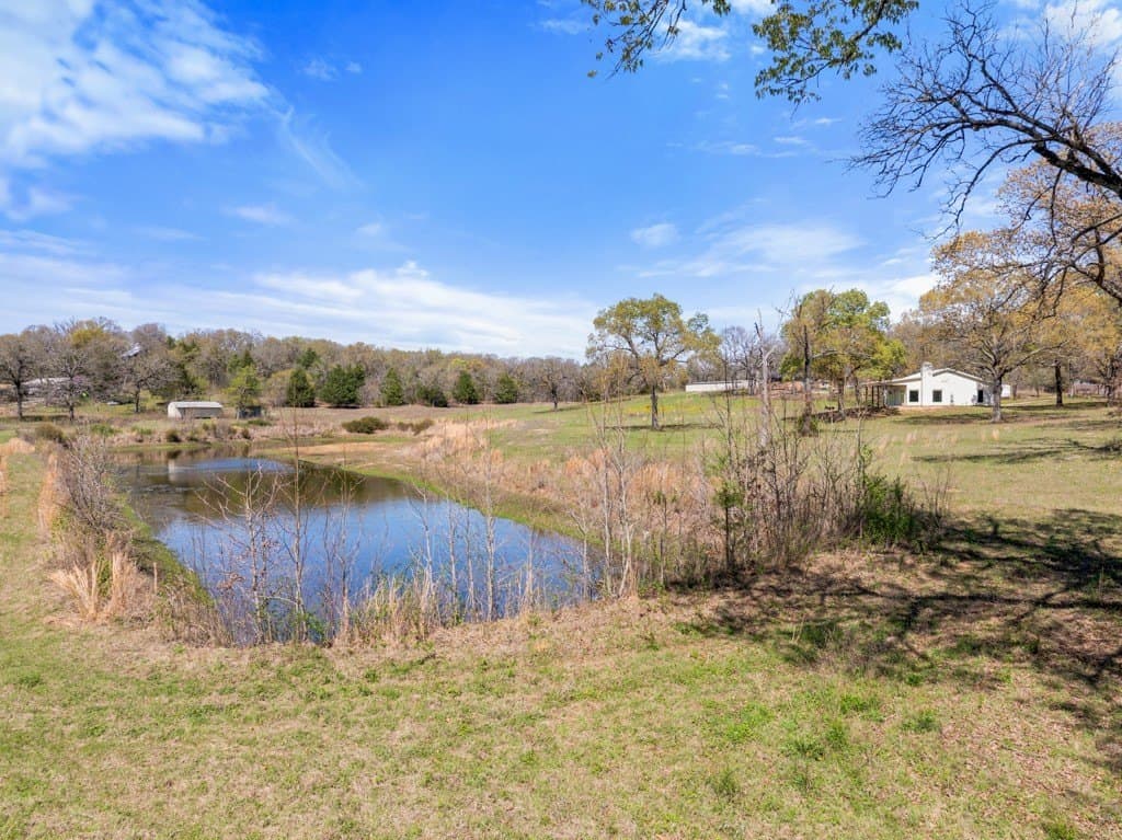 10.98 acres in Smith County - photo 5