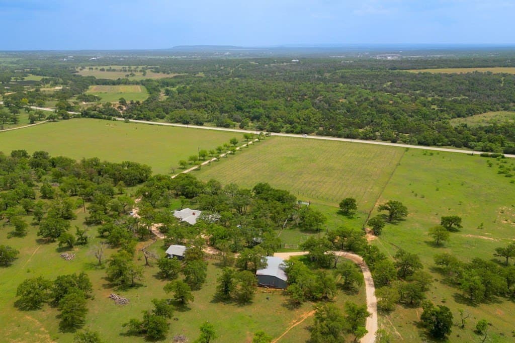 248.61 acres in Gillespie County - photo 6