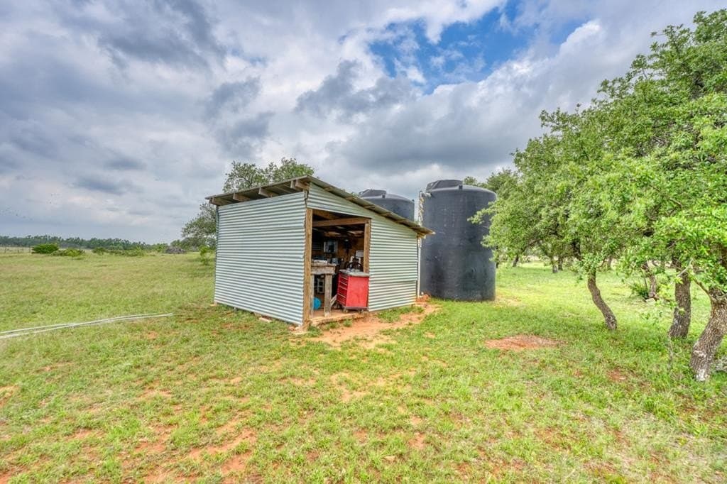 248.61 acres in Gillespie County - photo 14