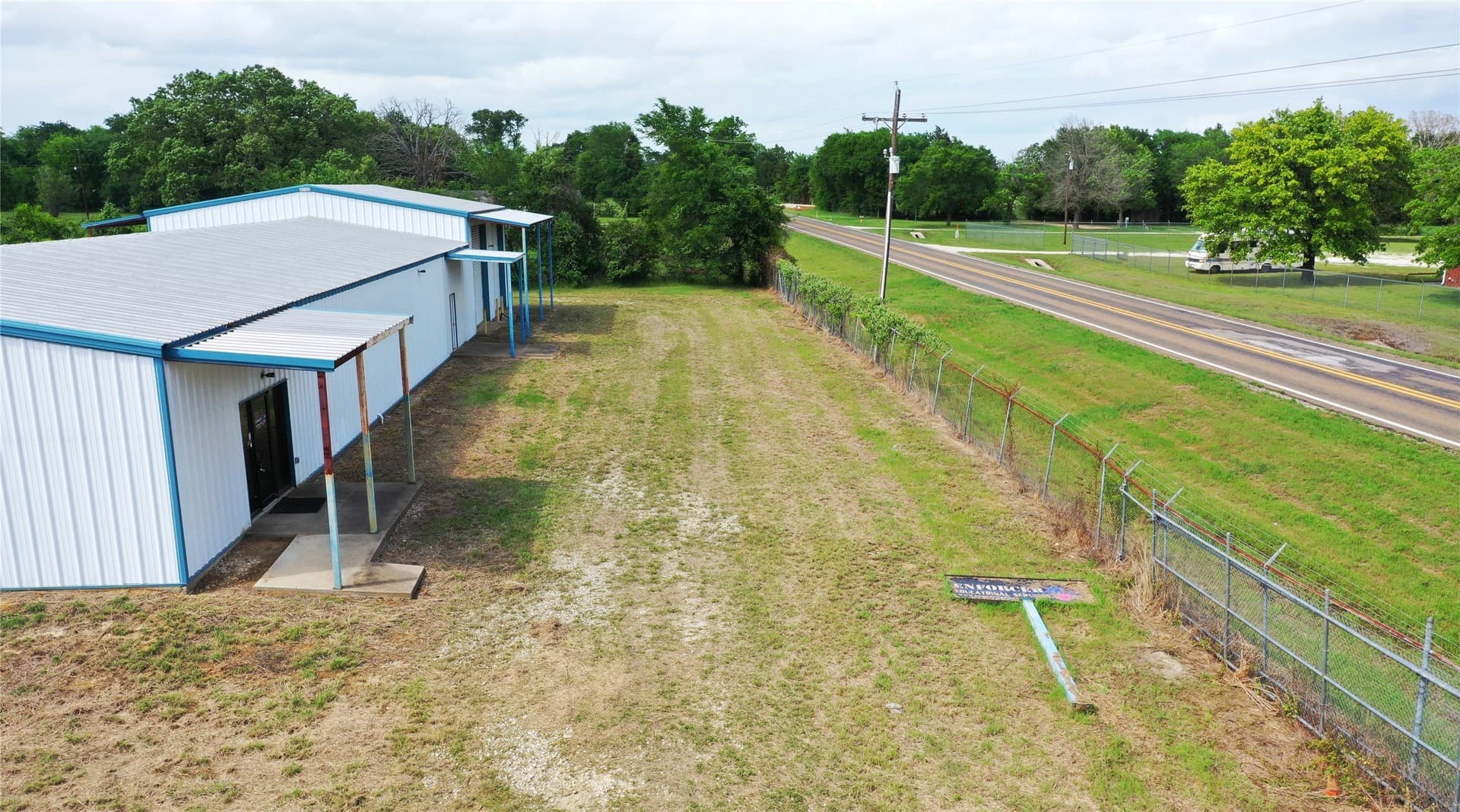 10.28 acres in Freestone County - photo 6