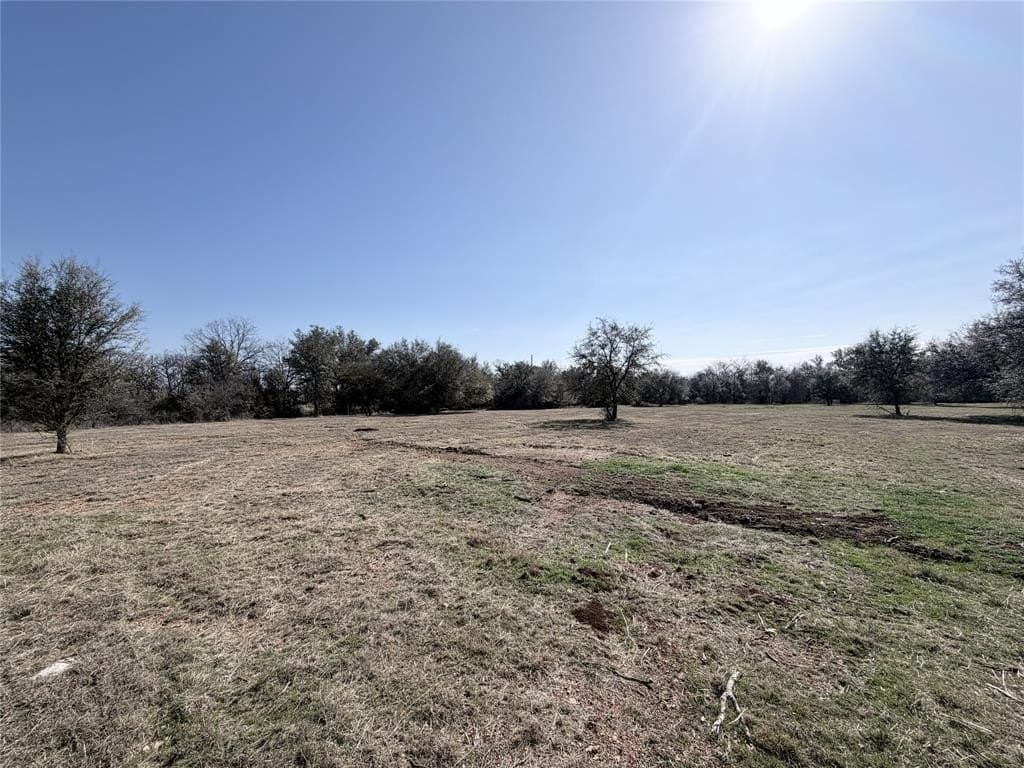 3.26 acres in Hill County gallery image 3