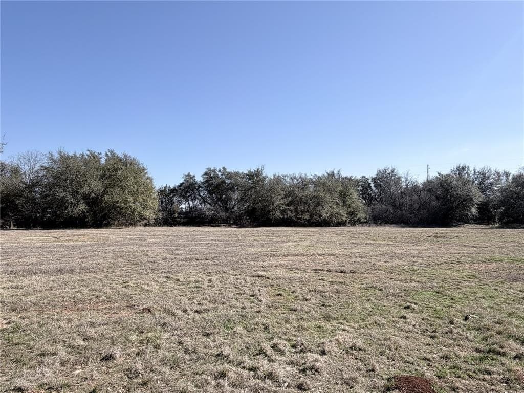 3.26 acres in Hill County gallery image 2