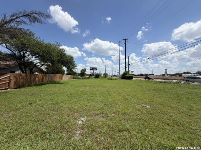 0.25 acres in Bexar County - photo 2