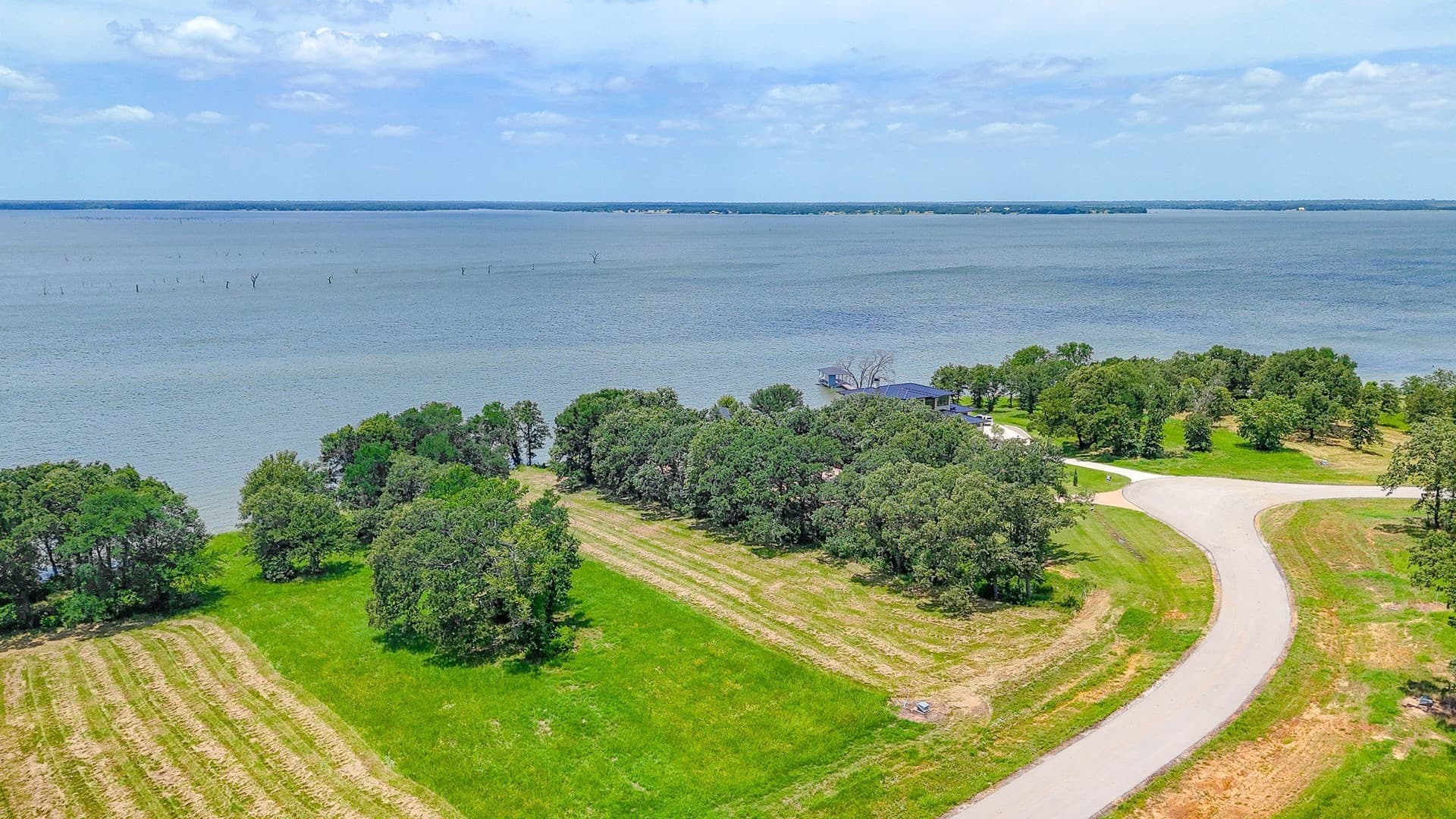 1.01 acres in Navarro County - photo 23