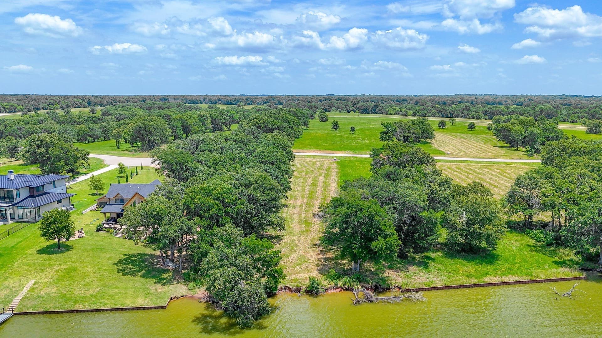 1.01 acres in Navarro County - photo 17