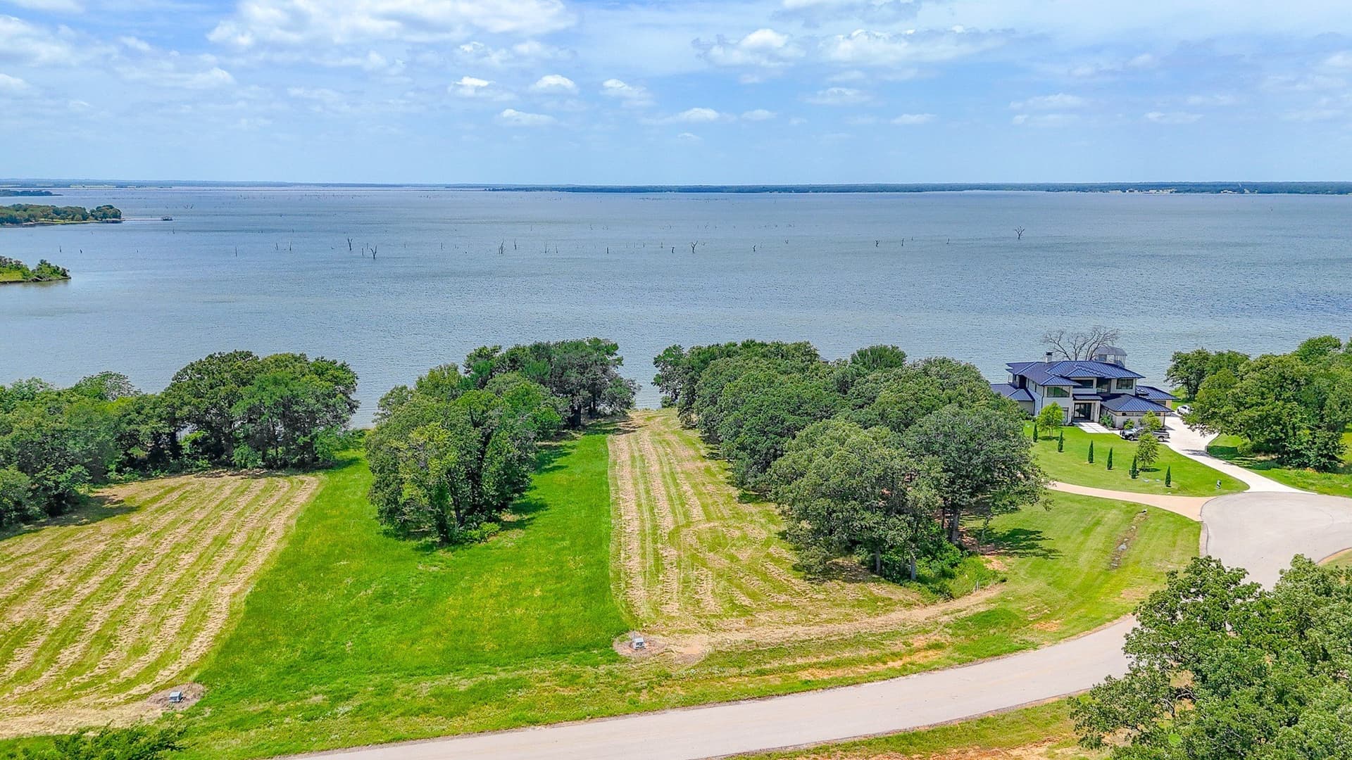 1.01 acres in Navarro County - photo 25