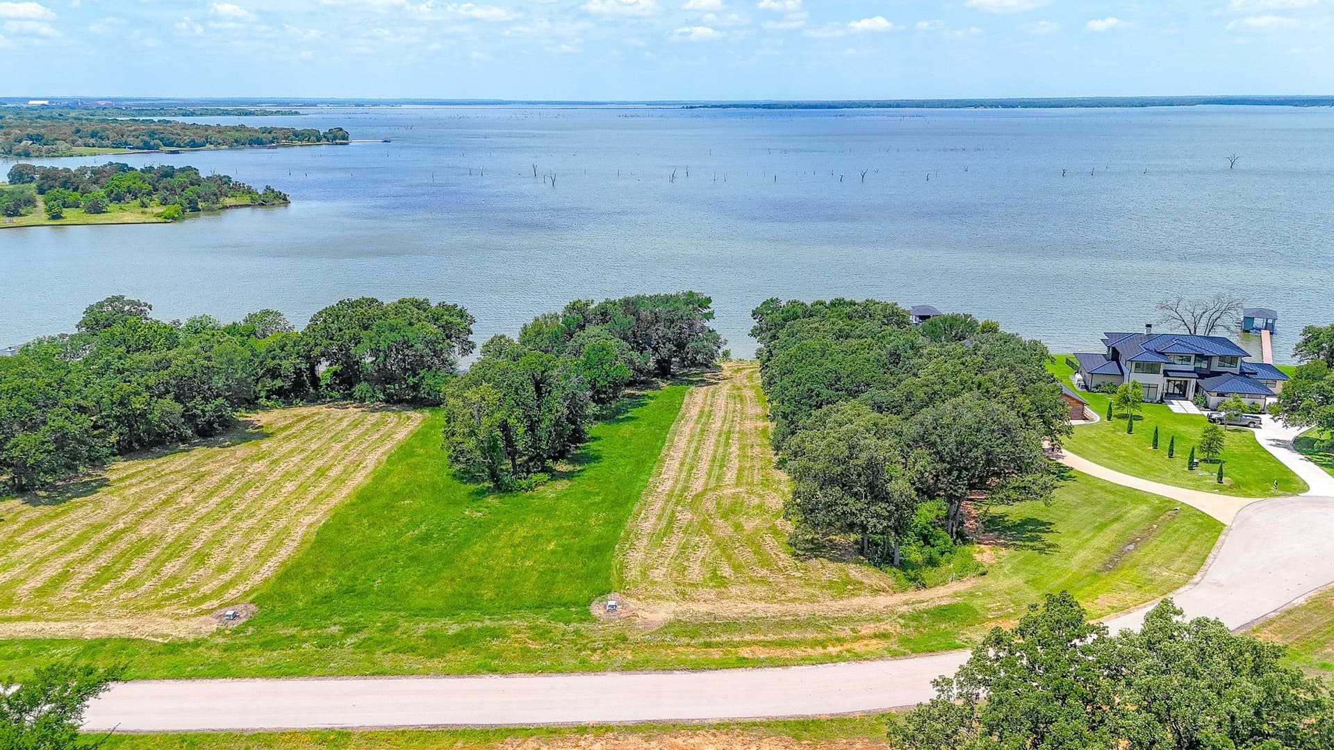 1.01 acres in Navarro County - photo 8