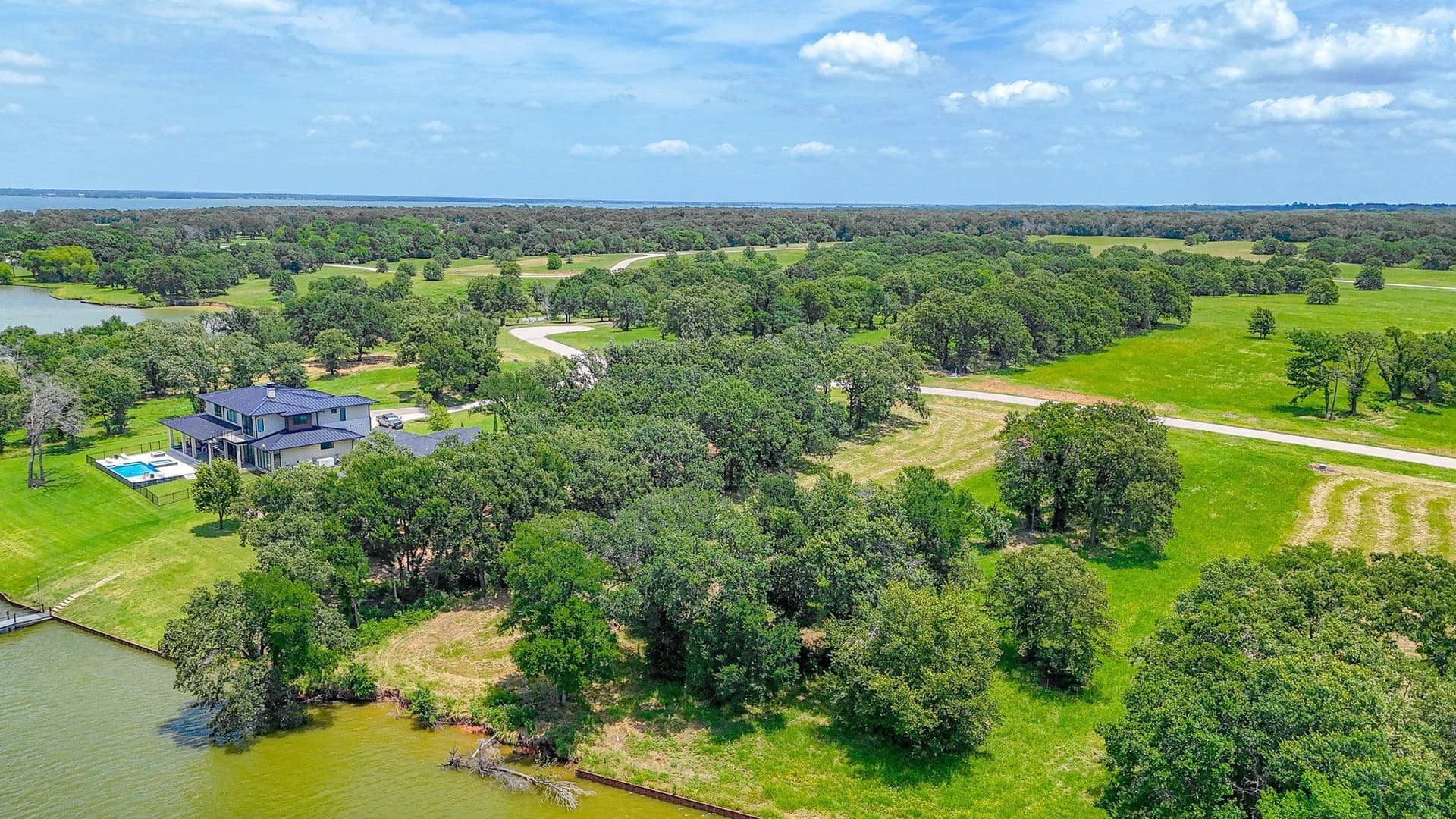 1.01 acres in Navarro County - photo 19