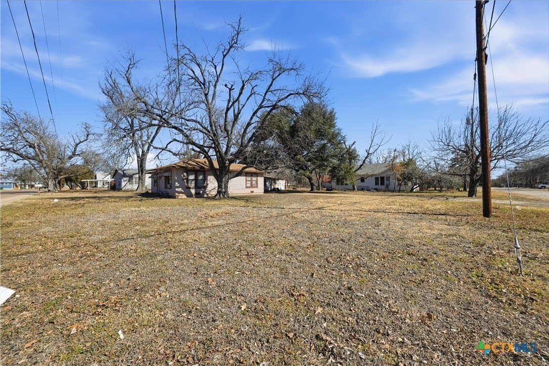 0.14 acres in Milam County gallery image 3