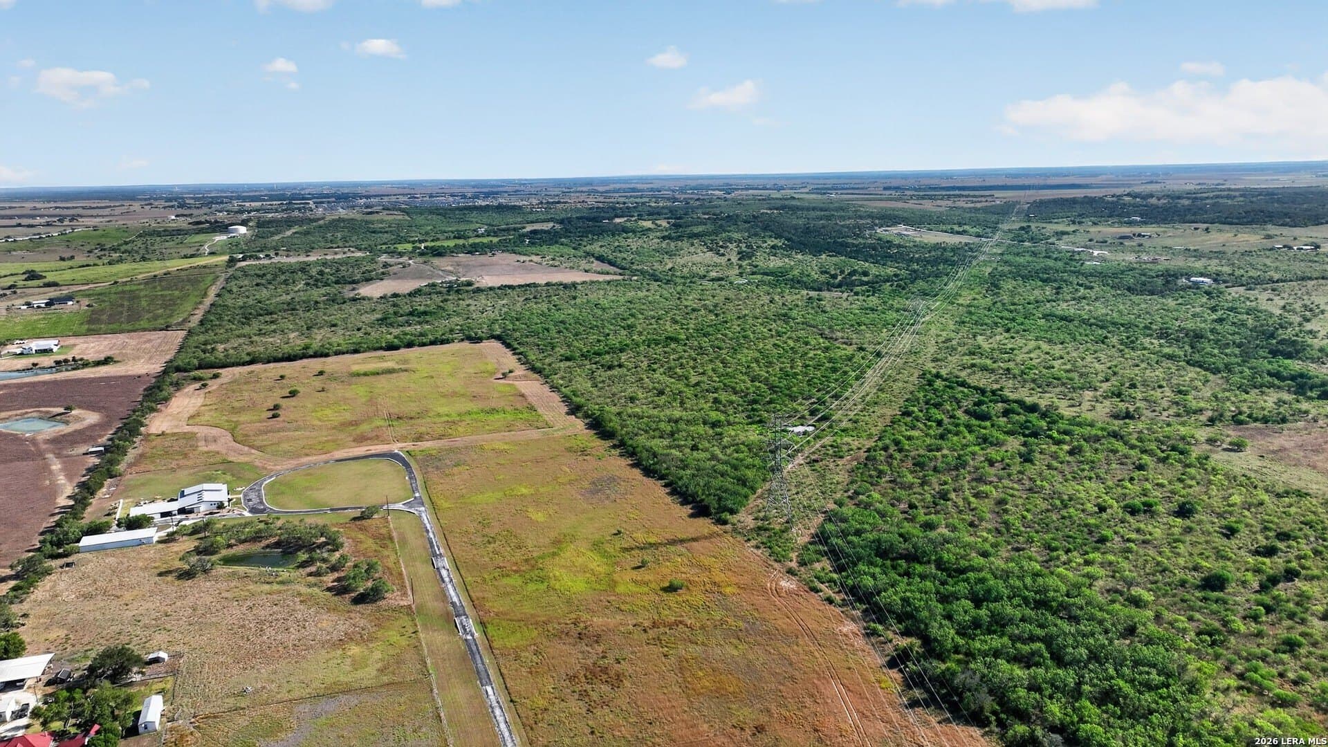 27.33 acres in Guadalupe County - photo 4