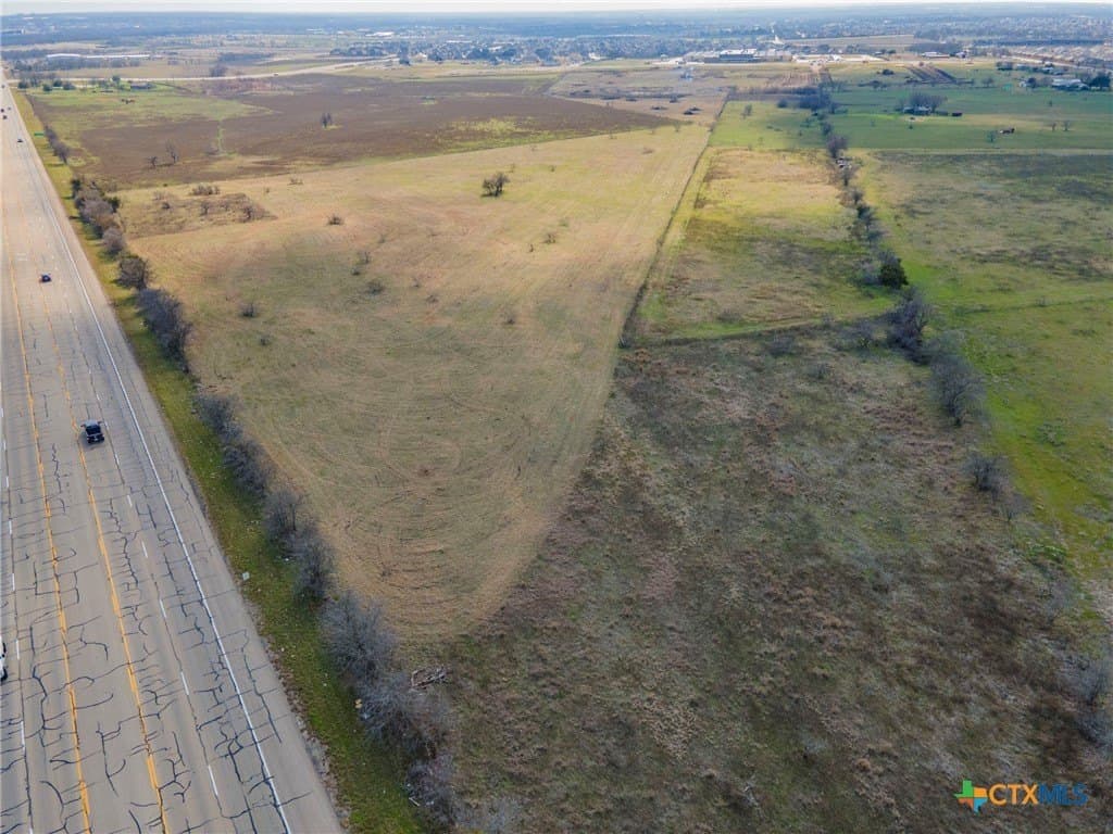 10 acres in Bell County - photo 6