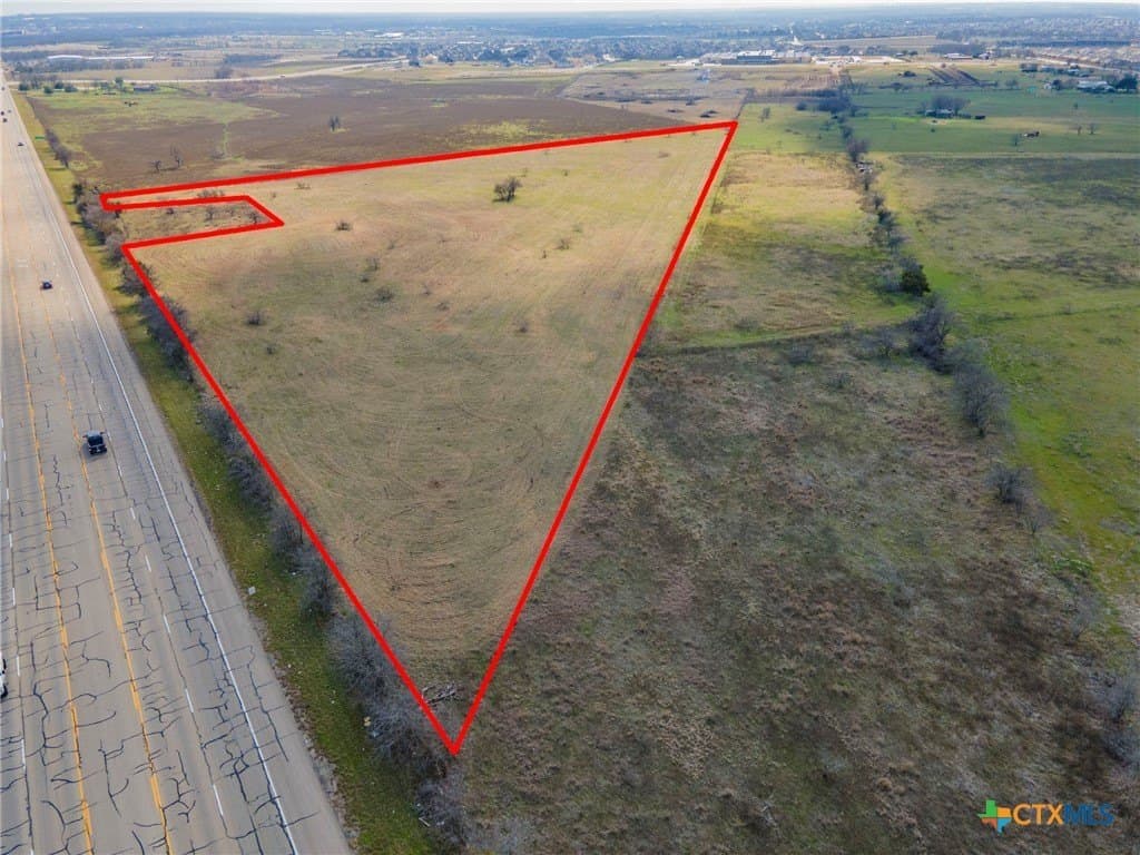 10 acres in Bell County - photo 7