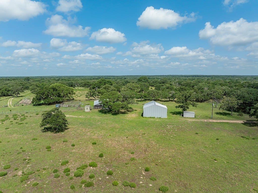 535.78 acres in Colorado County - photo 11