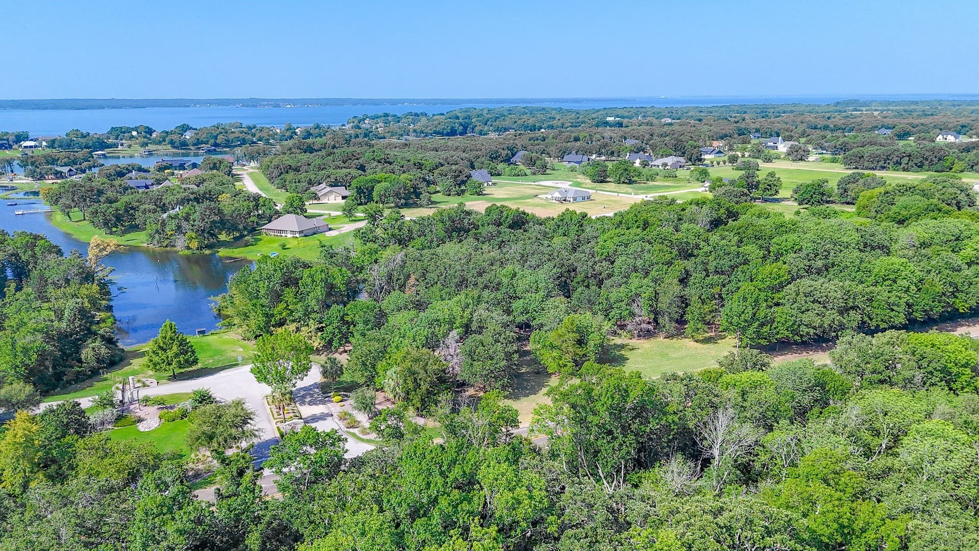 1.06 acres in Navarro County - photo 27