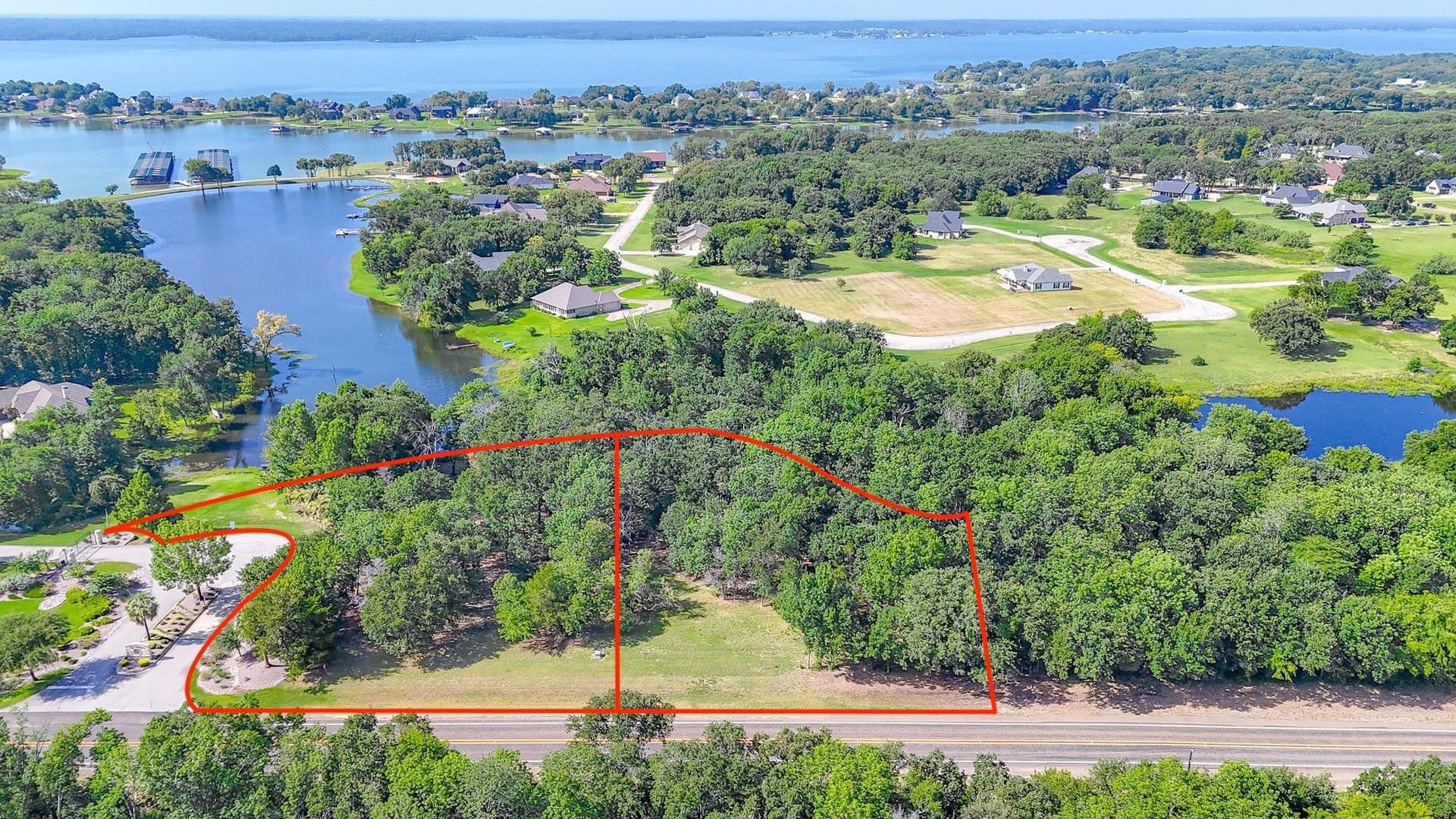 1.06 acres in Navarro County - photo 30