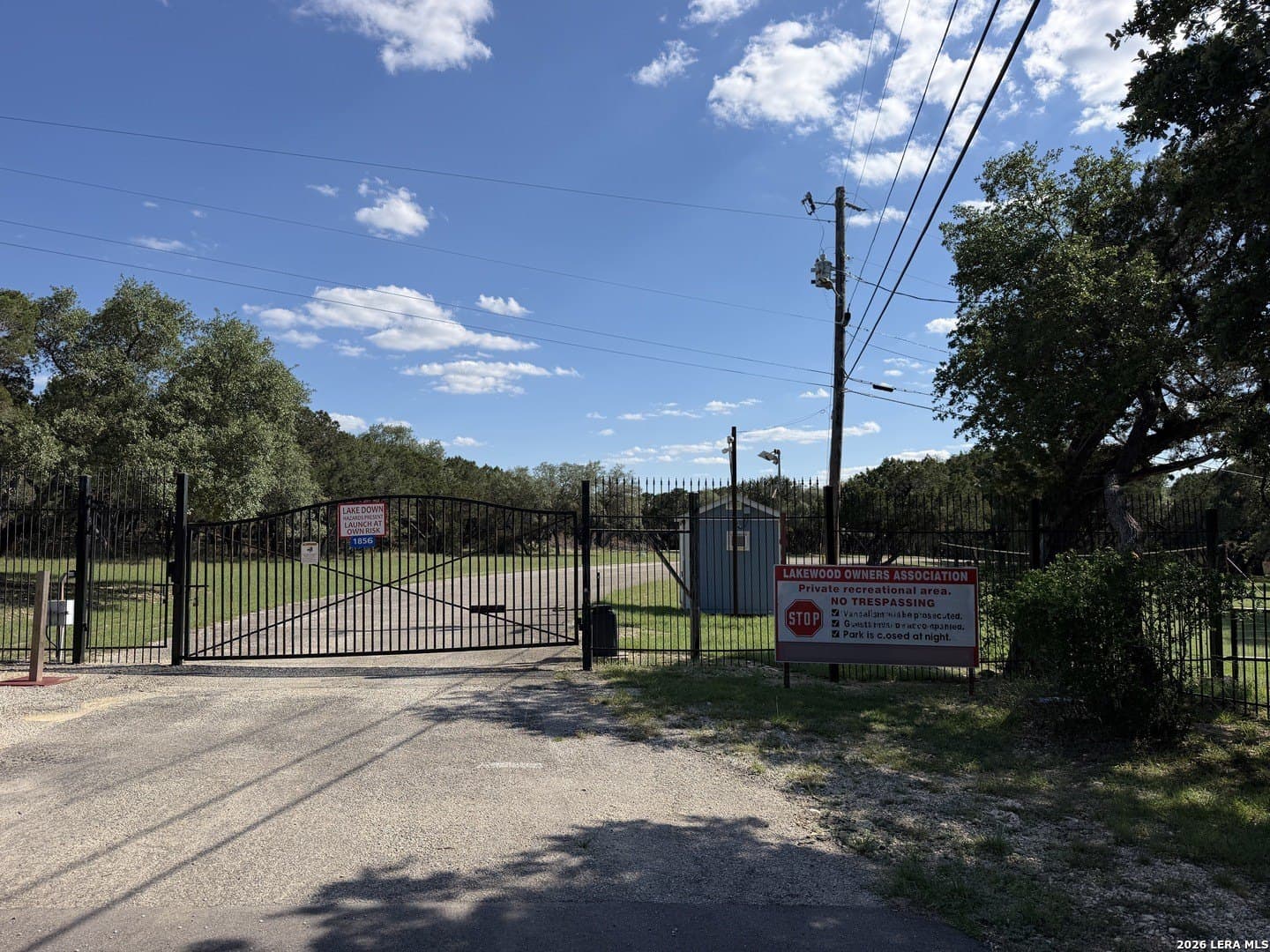 1.37 acres in Bandera County - photo 6