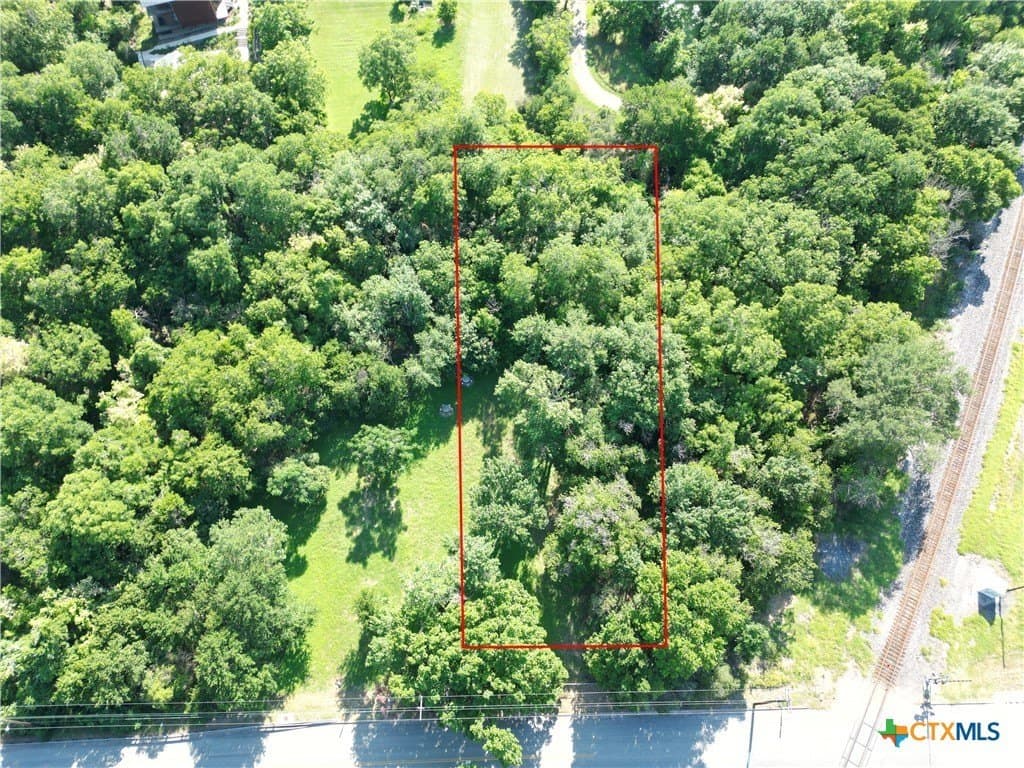 0.56 acres in Caldwell County - photo 9