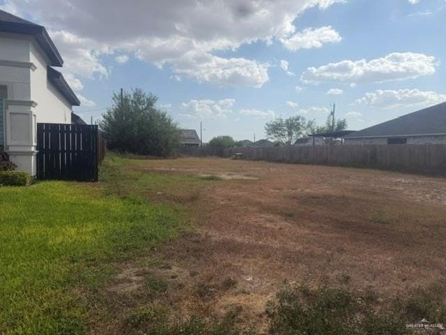 0.21 acres in Hidalgo County - photo 2