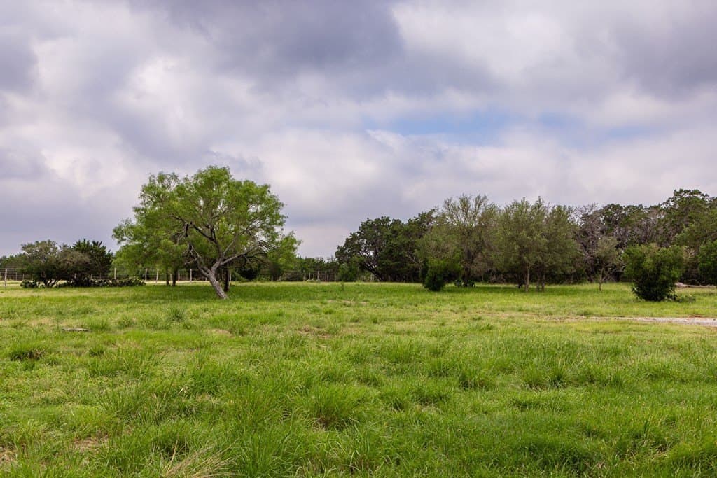 50 acres in Bandera County - photo 42