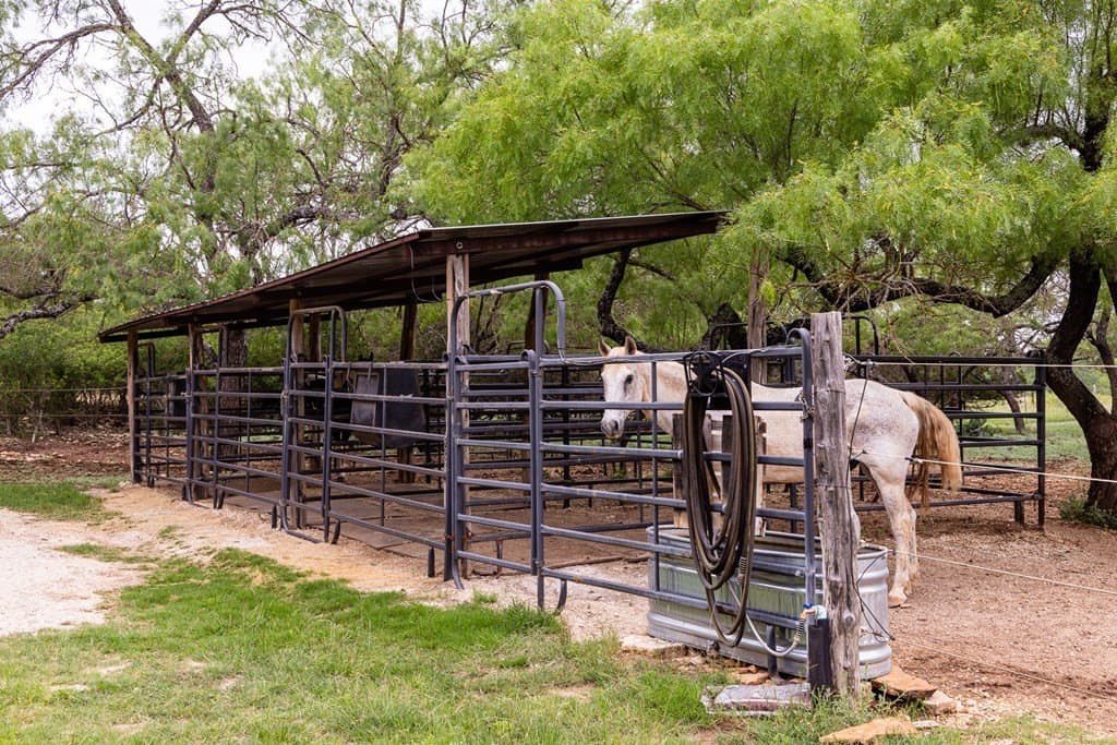 50 acres in Bandera County - photo 44